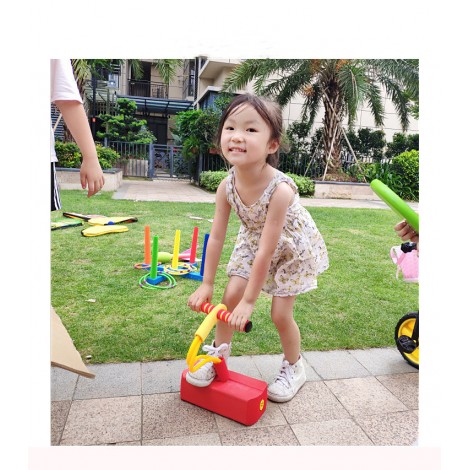 Huiye amazon hot selling kids bouncing toys  jumping stick foam pogo jumper toys with light