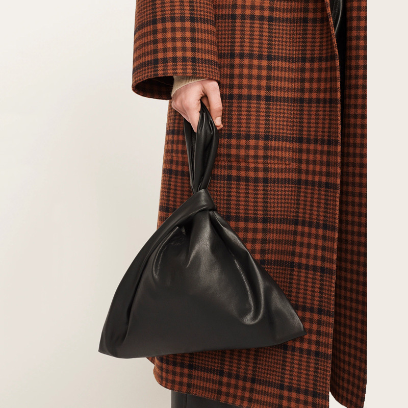 Hot selling 2022 woman cow leather fashion private label knot bag