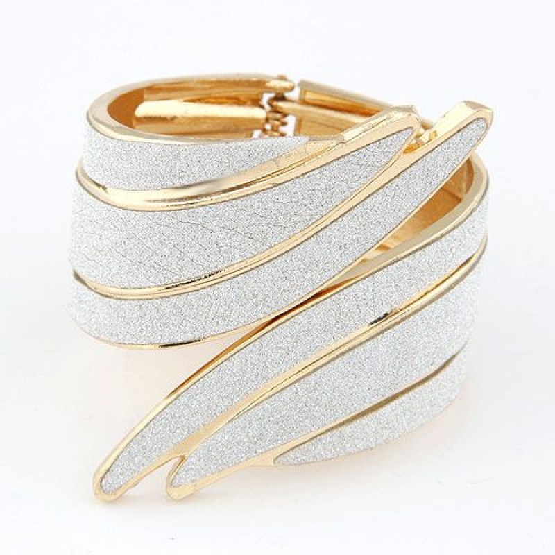 Fine European And American Punk Metal Exaggerated Angel Wings Temperament Bracelet Nhsc191977
