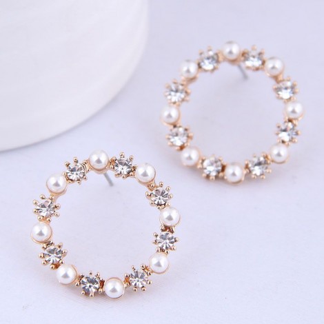 Boutique Korean Fashion Sweet Wild Pearl Flash Diamond Simple Earrings Nhsc199639