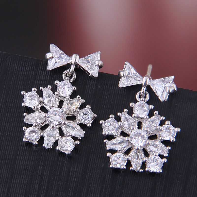 925 Silver Pin Korean Fashion Studded Snowflake Stud Earrings Wholesales Yiwu Suppliers China Nhsc203734