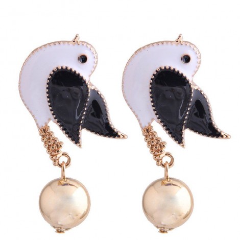Fashion Metal Wild Dripping Oil Hit Color Magpie Temperament Exaggerated Earrings Nhsc208046
