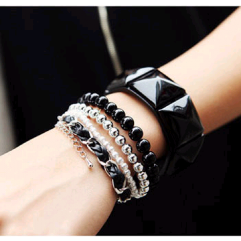 Korean Fashion Wild Pearl Woven Rope Multilayer Bracelet Yiwu Toppinggoods Wholesale Nhsc211300