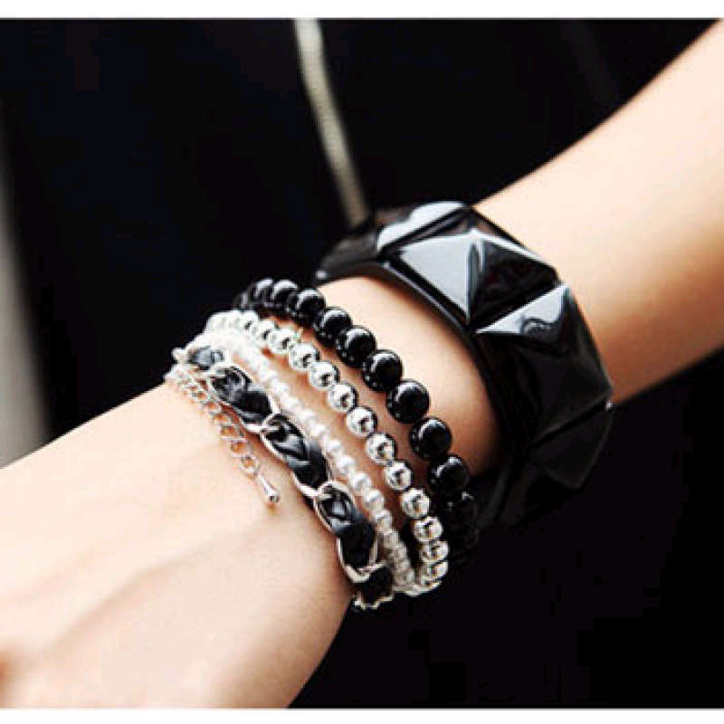 Korean Fashion Wild Pearl Woven Rope Multilayer Bracelet Yiwu Toppinggoods Wholesale Nhsc211300