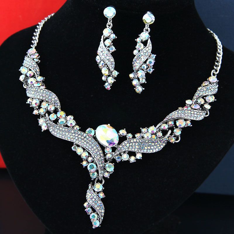 Fashion Metal Bright Luxury And Simple Bridal Accessories Temperament Exaggerated Bridal Necklace Earrings Set Wholesale Toppinggoods Nhsc219218