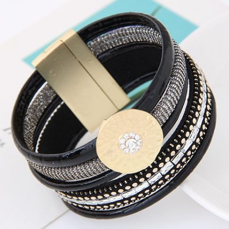 New Trend Metal Flashes Gorgeous Multilayer Leather Wild Temperament Fashion Ultra Wide Magnetic Buckle Bracelet Wholesale Toppinggoods Nhsc220205