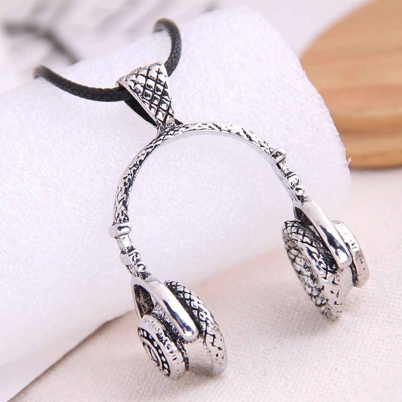 Fashion Retro Trend Mens Domineering Retro Exaggerated Necklace Wholesale Toppinggoods Nhsc221078