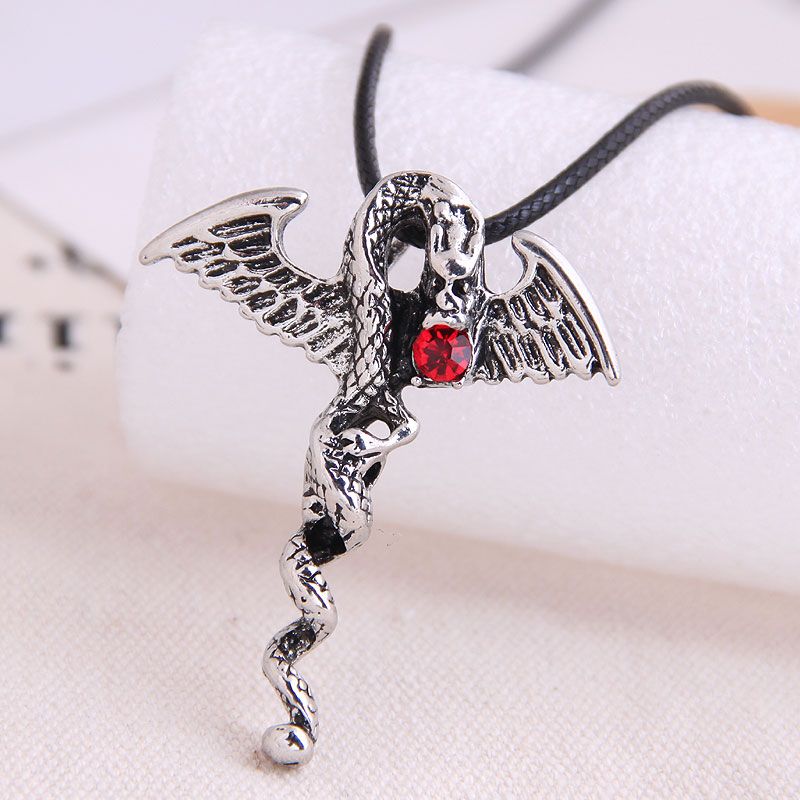 Fashion Retro Devil Stick Trend Mens Domineering Retro Exaggerated Necklace Wholesale Toppinggoods Nhsc221088