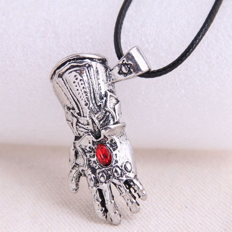 Fashion Retro Iron Hand Trend Mens Domineering Retro Exaggerated Necklace Wholesale Toppinggoods Nhsc221091