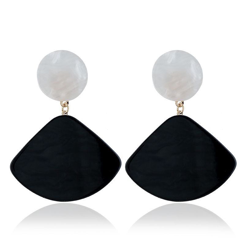 New Fashion Simple Fanshaped Personality Temperament Earrings Wholesale Toppinggoods Nhsc225572