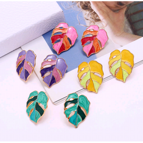 Fashion Metal Wild Contrast Color Maple Temperament Exaggerated Earrings Wholesale Toppinggoods Nhsc233362