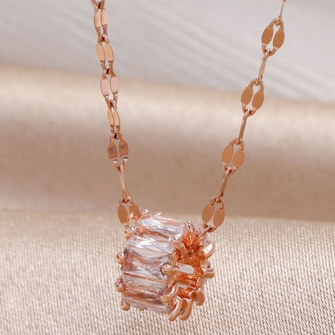 Fashion Copper Microinlaid Zircon Simple Circle Necklace Nhsc256402