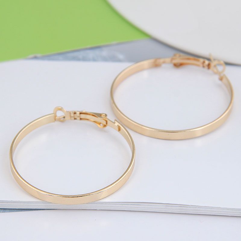 Korean Fashion Metal Simple Glossy Alloy Earrings For Women Nhsc263997