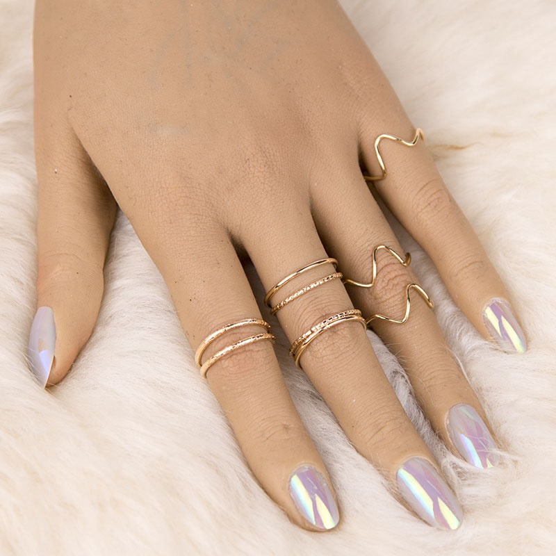 Fashion Metal Undula...