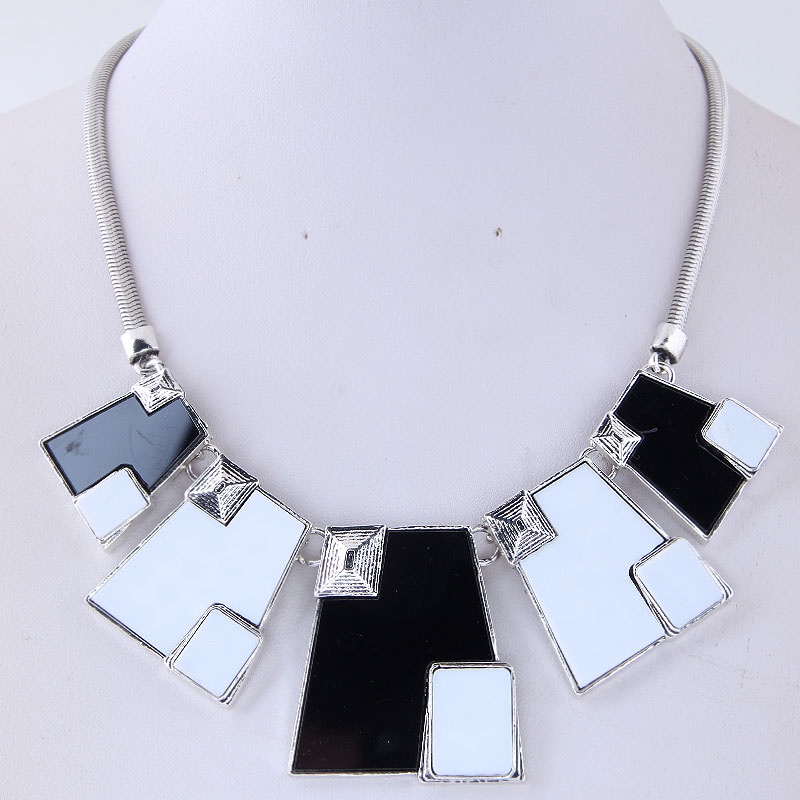 Simple Geometric Bla...