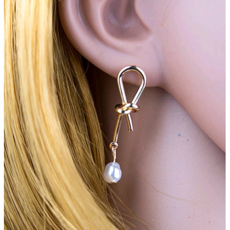Wholesale Fashion Metal Bow Pearl Alloy Earrings Toppinggoods  Nhsc400796