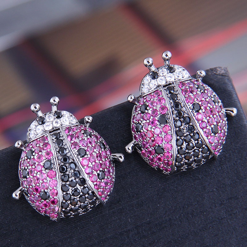 Wholesale Fashion Co...