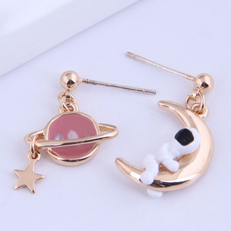 Fashion Saturn Astronaut Asymmetrical Stud Earrings Wholesale Toppinggoods Nhsc404311