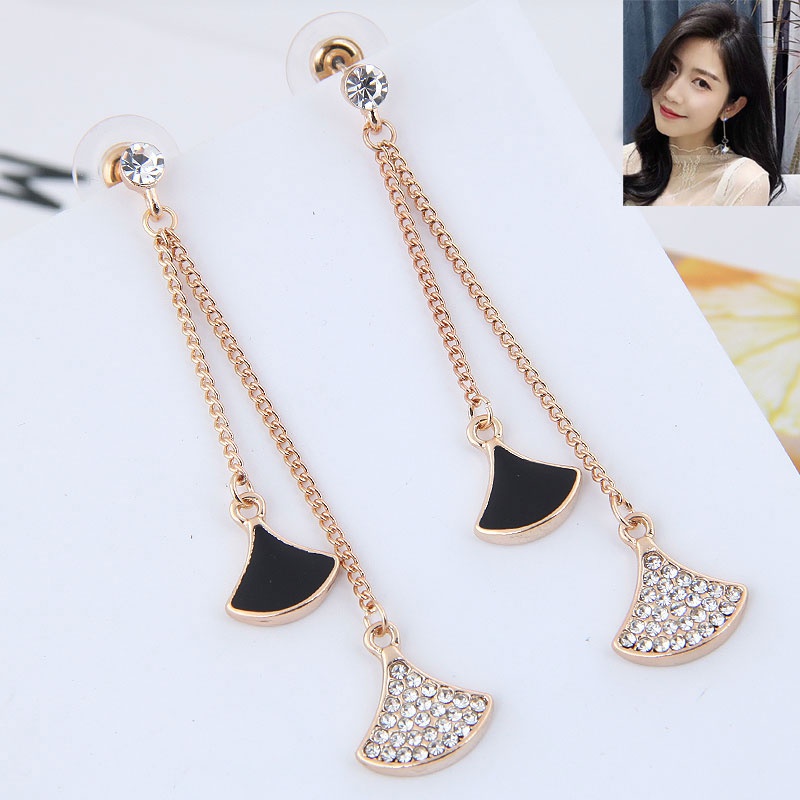 Korean Fashion Trian...