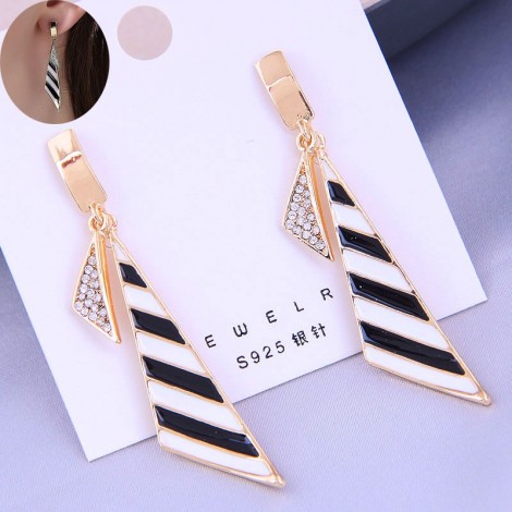 Korean Fashion Geometric Triangle Earrings Wholesale Toppinggoods  Nhsc417348