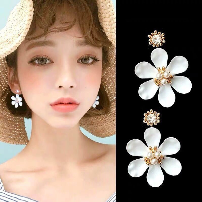 Fashion Metal Flower...