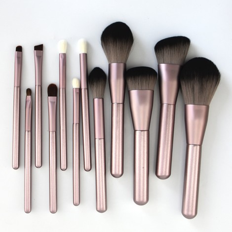 12 small grape cosmetic brush set, animal hair powder, eye shadow brush, beauty dressing tool.