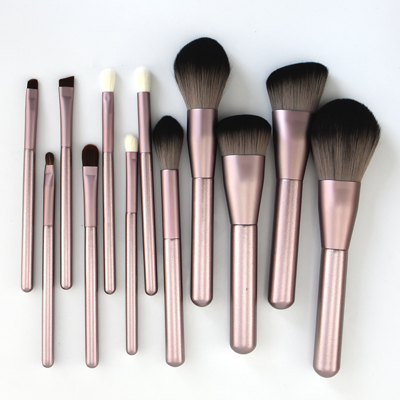 12 small grape cosmetic brush set, animal hair powder, eye shadow brush, beauty dressing tool.