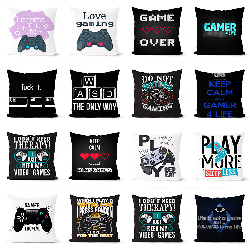 The keyboard handle of game fans is close to the pillow case, polyester pillow case and game fans