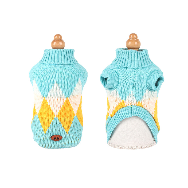 new pet clothes for small and medium-sized cats and dogs in autumn and winter plus velvet knitted plaid four-legged clothes 