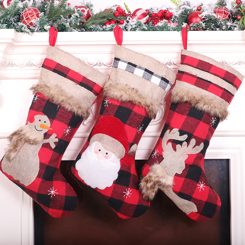 Kaicheng red black lattice Christmas stockings decoration large Christmas stockings Christmas pendant Christmas stockings gift bag