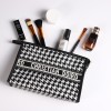 Qianniaoge large capacity cosmetic bag portable travel hand carrying printed cosmetic box waterproof fashion washing bag