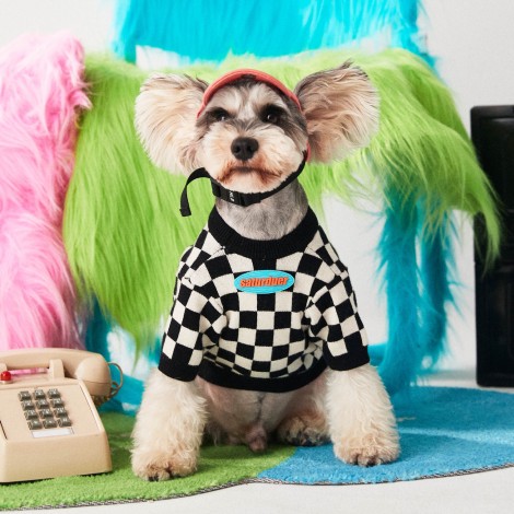 Pet clothes checkerboard round neck Pullover Sweater Chenery Chai dog FaDu teddy bear dog autumn and winter clothes