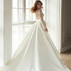2021 Sequin lace new elegant medium waist medium length dress simple V-neck medium sleeve white evening dress